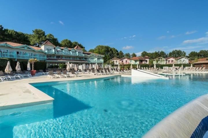 Maison Sur Golf Avec Piscine Chauffee A Ocean