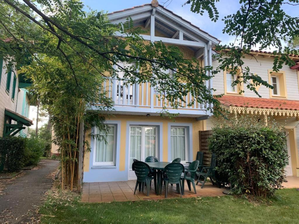 Maison Sur Golf Avec Piscine Chauffee A Ocean