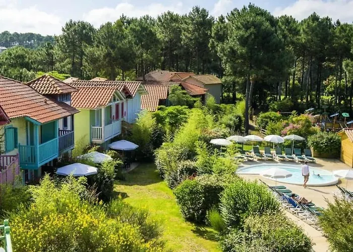 Maison Sur Golf Avec Piscine Chauffee A Lacanau Ocean