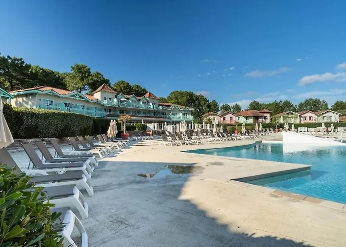 Maison Sur Golf Avec Piscine Chauffee A Lacanau Ocean