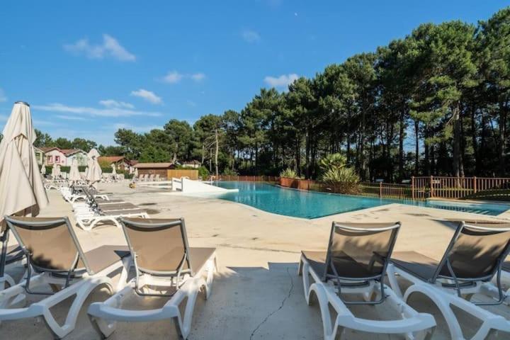 Vakantiehuis Maison Sur Golf Avec Piscine Chauffee A Ocean *